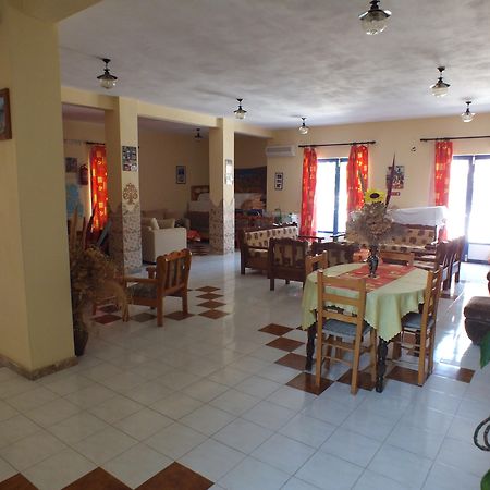 Hotel Sofia Marathókampos Екстериор снимка