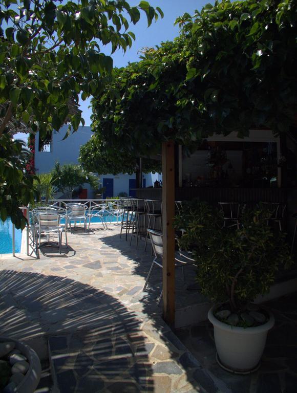 Hotel Sofia Marathókampos Екстериор снимка